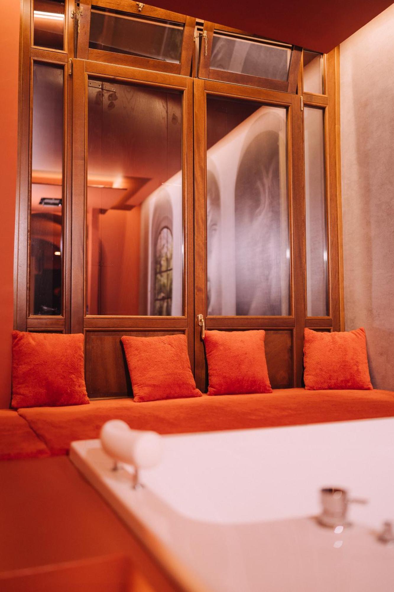 Palazzo Olivia Hotel Rome Exterior photo